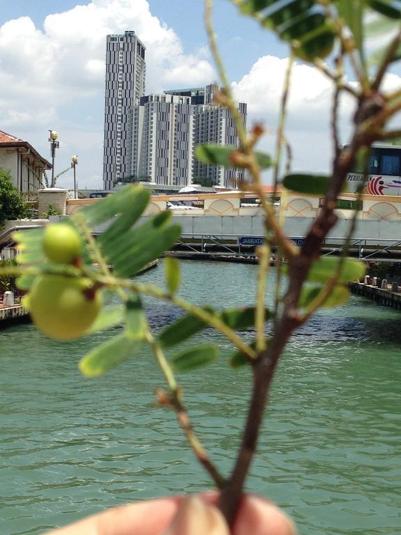 Relax & Chill At Malacca River Exterior foto